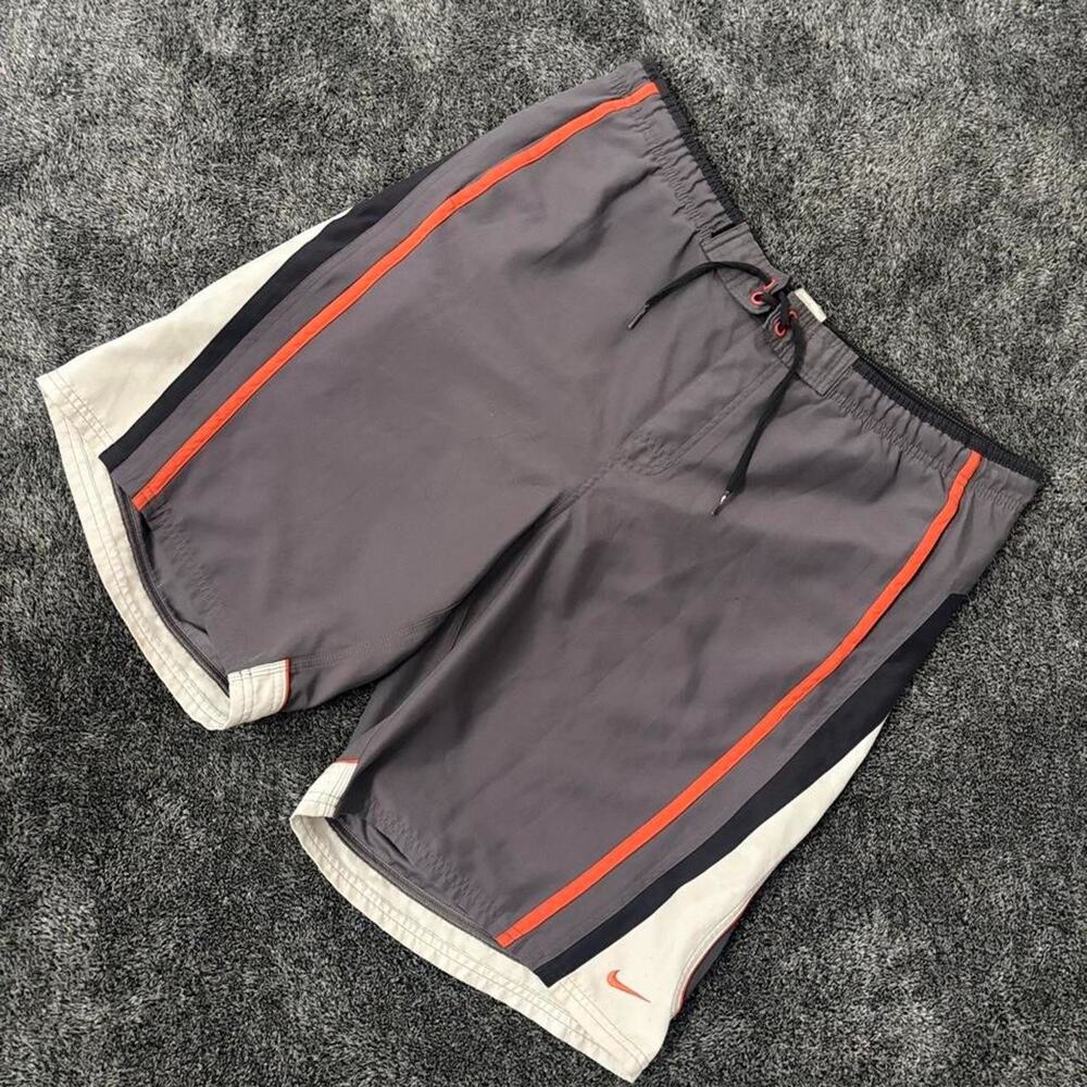 Vintage Nike Y2K Grey Swim Trunks Men's Size L Mesh Lined Shorts